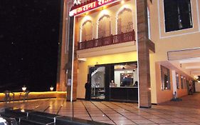 Makrana Raj Hotel 2*